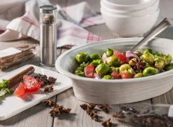 Gerösteter Rosenkohl-Grapefruit-Salat mit Sternanis