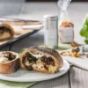 Spinatrolle mit Taleggio